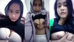 Leni Berjilbab Bikin Heboh, Payudara Besarnya Menggoda