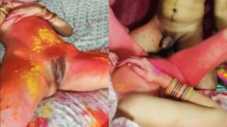 Suami Main Holi Dengan Istri Telanjang Bulat Di Video Mesum Desi