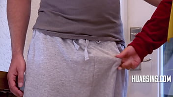 Pelatih Fitness Menggoyang Klien Arab Eksotis
