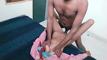 Gadis Desa India Terekam Mesum Di Kamar Oyo, Video Syurnya Viral