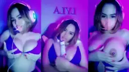 Payudara Montok Youtuber Gamer Seksi Miss Euni