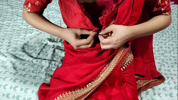 Pyaasi Saheli Ne Apne Jawaan Dost Ko Apni Kamnaon Ke Liye Tayaar Kiya