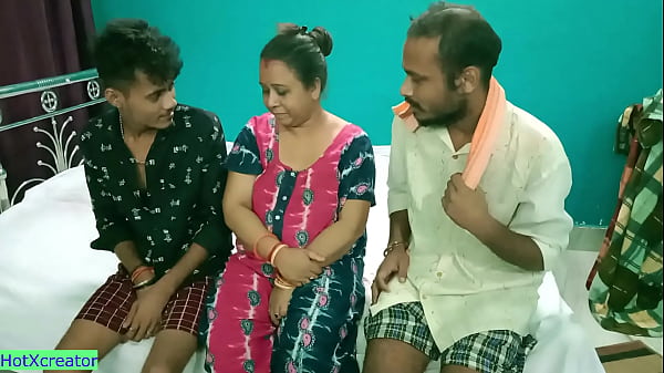 Birahi Tante Hot Berbagi Ranjang, Adegan Mesum Tiga Orang Hindi Terbaru