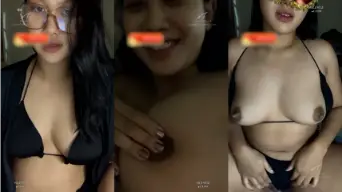 Isadora Mainin Toket Montok Pakai Bikini Hitam