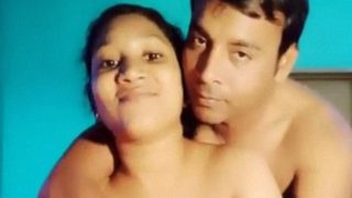 Video Panas Pasangan India Sehat Berbagi Adegan Ranjang Di Internet