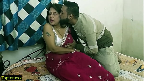 Bhabhi India Panas Menggila Dengan Nri Dalam Adegan Bercinta Keras, Suara Desahan Hindi Jelas Terdengar!