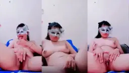 Colok Memek Pakai Botol Bekas Aqua