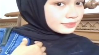 Kumpulan Video Panas Payudara Montok Cewek Muslim
