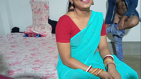 भाभी की गर्म चुदाई जब वो मेरे कमरे में अकेली आयी
