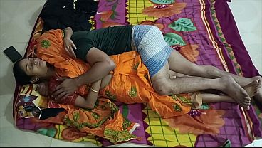 Bhabhi Genit Menggoda Devar Untuk Adegan Birahi Yang Liar Dan Keras