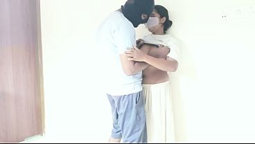 Adik Tiri Panas Pengen Digoyang Kontol Gede Di Lubang Sempitnya