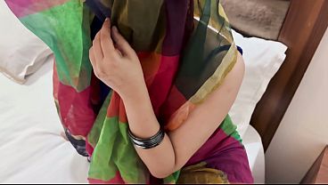 Desi Bhabhi Bergoyang Pantat Besar, Anal Ganas Bikin Hamil