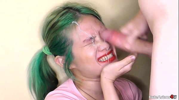 Gadis Manis Menggoda Dan Menggairahkan Ayah Tiri Demi Popularitas!