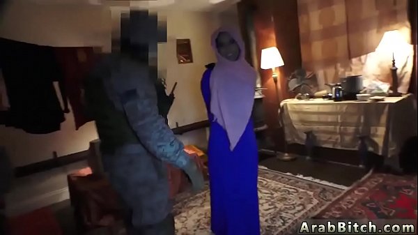 Cewek Lokal Beraksi Dengan Arab Dan Rambut Kepang Khas Tionghoa