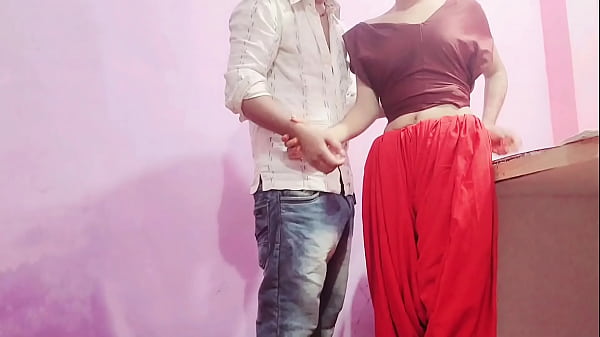 भाभी की गर्मी मेरी चुदाई की भूख मिटाओ