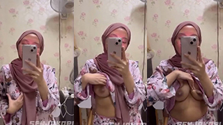 Sensasi Menggoda: Tampil Hot Dengan Hijab Di Balik Cermin