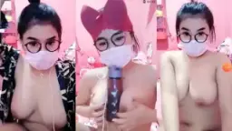 Sheila Bugil Pamer Tubuh, Bikin Nafsu Makin Naik.