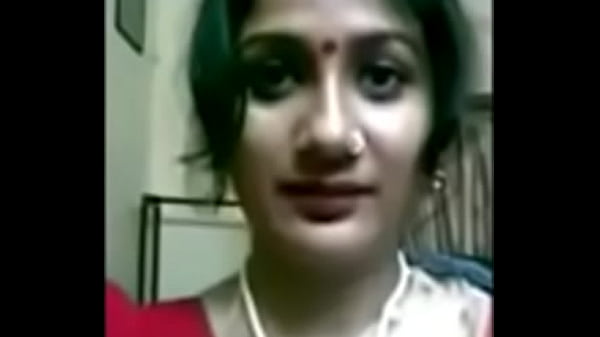 Desi Bengali Ibu Rumah Tangga Montok Dengan Payudara Besar