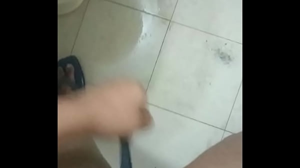 Kamar Mandi Panas: Jari-jari Nakal Dan Gadis Desi Bergairah