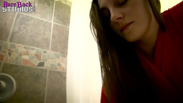 Melanie Hicks Di Bokong Induk Tiri Muda Yang Menggoda