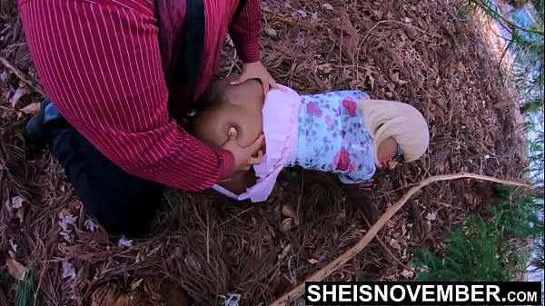 Gadis Tiriku Yang Polos, Msnovember, Digilir Ganas Ayah Tirinya Di Hutan: Doggystyle Hingga Missionary, Kontol Besar Hingga Tembus Mentah!