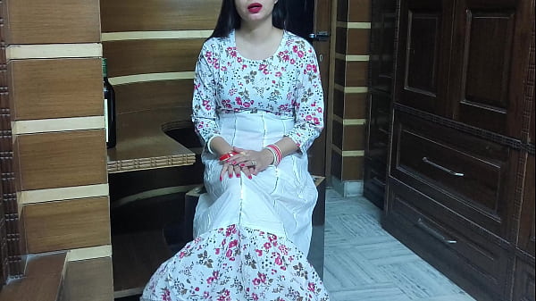 भाई के सुतेले हाथों में चुदाई का असली मजा, सारा भाभी की गर्म आवाज़ में