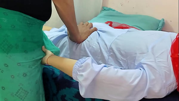 Malkin Rancang Dan Suruh Pelayannya Beraksi Dengan Audio Seks Hindi