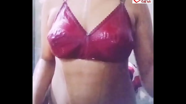 Bokep Desi Cewek Asli Pamer Shawar Dan Jari Mainin Memek