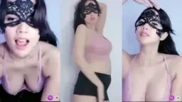 Jesselyn Host Baru, Cantik Goyang Binal Bikin Ngaceng.