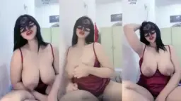 Kienzy Host Paling Tobrut, Ngegas Sampai Banjir Di Bling2