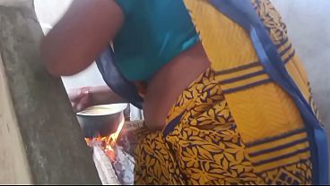 Ibu Rumah Tangga India Bhabhi Sange Sex Panas