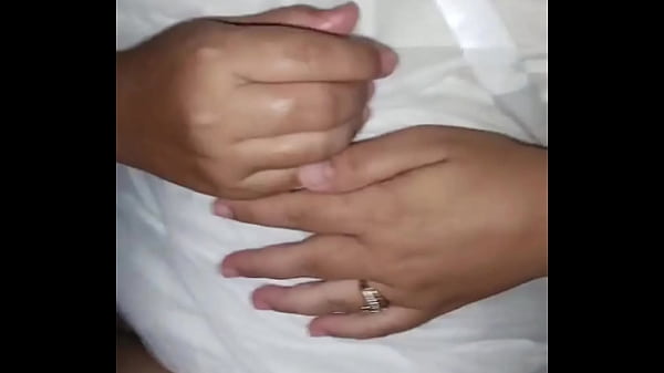 Istri Tetangga Ngemis Minta Dipancut Dalem