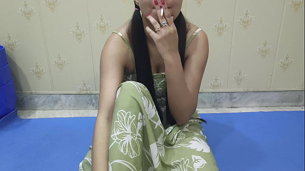 18 Tahun, Video Bugil, Ngentot Sambil Colok-memek, Tiba-tiba Kakak Tiri Datang Dan Langsung Ngaceng Lihat Adik Tiri Seksi, Pake Suara Hindi Bikin Makin Panas