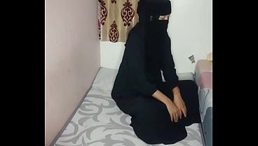 Gadis Bercadar Main Belakang Sama Sopir Pribadi, Ranjangnya Penuh Rahasia Basah.