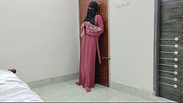 Ngentot Pertama Sama Pacar Hijab India Malu-malu, Crot Di Dalem