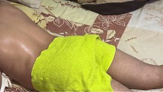 Mertua Montok Bantuin Mantu, Pijat Malah Berujung Ngeres.