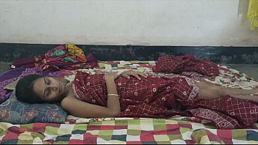 Desi Bhabhi Digebah Tetangga, Makin Kenceng Makin Nikmat.