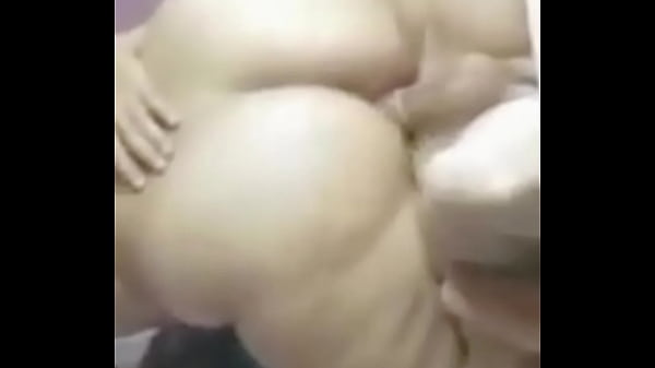 Si Cewek Nakal Doyan Kontol