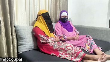 Bokep Indo Terbaru, Cewek-cewek Ngewe Sambil Ciuman Panas
