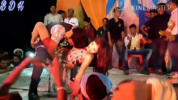 Tarian Bhojpuri Arkestra Bikin Makin Basah, Goyangannya Bikin Kelojotan
