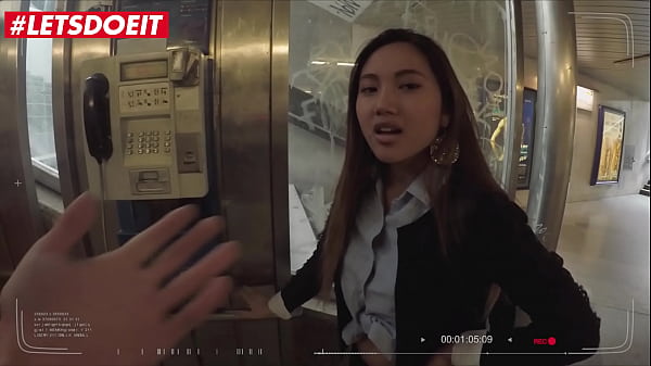 Turis Cewek Asia Di Luar Negeri Dientot Kontol Gede Sampe Merem Melek, Pov Panas Banget