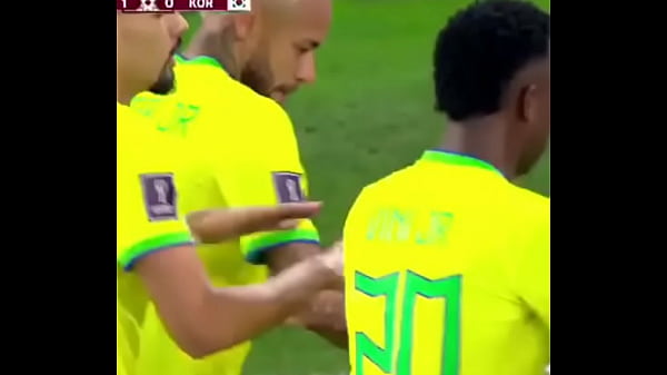 Brasil Ngebanggor Celana Korea Langsung Di Depan Mata!!! Neymar Dan Gengnya Pesta Panas Sampe Basi