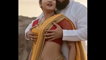 Desi Bhabhi Saree, Susu Ditekan-tekan, Asmara Panas Menggila