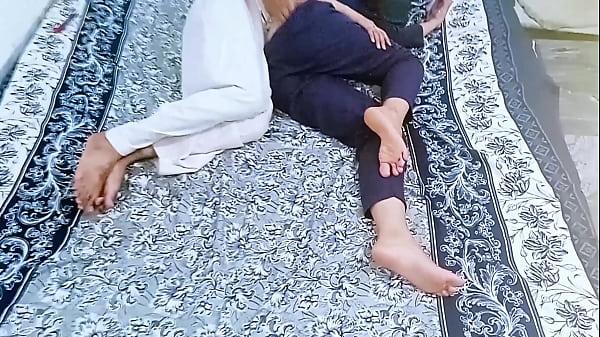 Desi Lugu Manis Gadis Kampung Pertama Kali Ngerasain Kontol