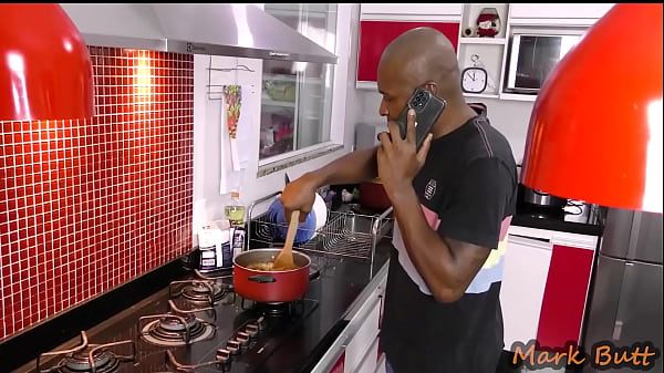 Chamou A Putinha Thays Santos Pra Jantar E Meti No Rabo Dela Sem Camisinha.