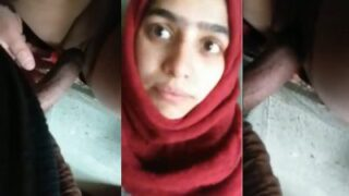 Gue Di Lahore Ngewe Pacar Hijabi, Kontolnya Masuk Ke Memek Botaknya Yang Basah.