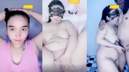 Pasutri Live Coli Bareng Di Aplikasi Bling2, Mulus Banget