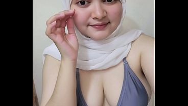 Awal-awal Goyang Twerk Pake Hijab, Bikin Makin Panas Dan Liar