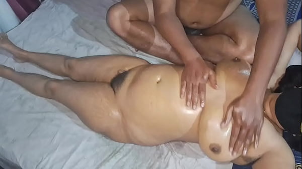 Desi Indian Bhabhi Ngentot Pijat Bugil Panas