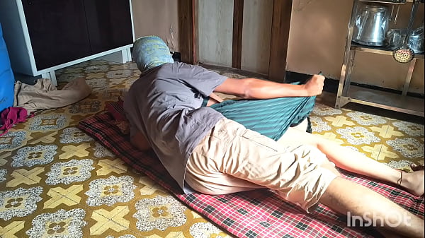Ngentot Adik Tiri Manisku Di Dapur, Suara Nafasnya Bikin Makin Greget.